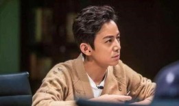 何炅最新爆料肖战,肖战背后故事大揭秘！