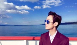 何炅最新爆料肖战,肖战背后故事大揭秘！